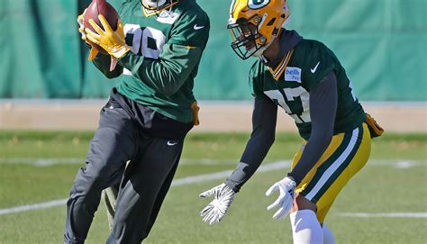 Facing a win-or-go-home. . Jsonline packers